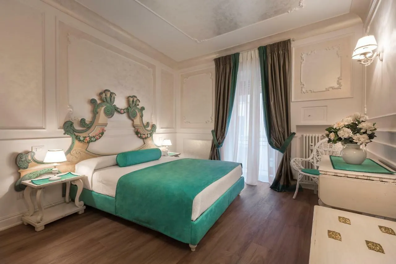 Guelphs Apartments Верона Италия